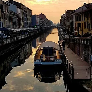 The Boheme Vintage Junior ---- Cozy & Quiet & Comfortable With Private Bathroom & Fully Equipped Kitchenette & Cozy Balcony - Lift To 4th Floor - Metro' -green Subway Porta Genova Aparthotel Mailand